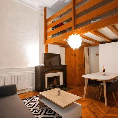 Au Coeur De Proche Bellecour + Superbe Vue Apartment *